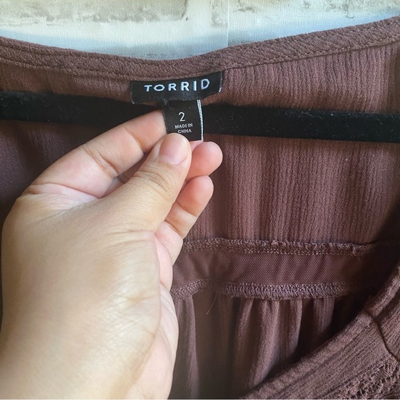 Torrid Gauze Button Front Flutter Sleeve Top - Picture 4 of 7